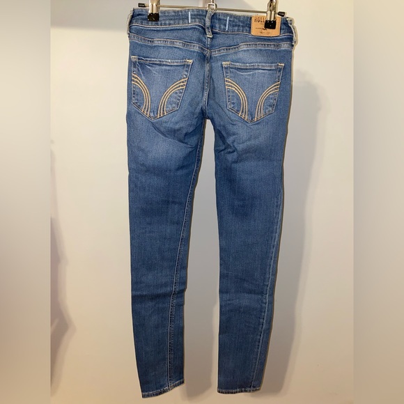 Hollister jeans - Picture 2 of 9